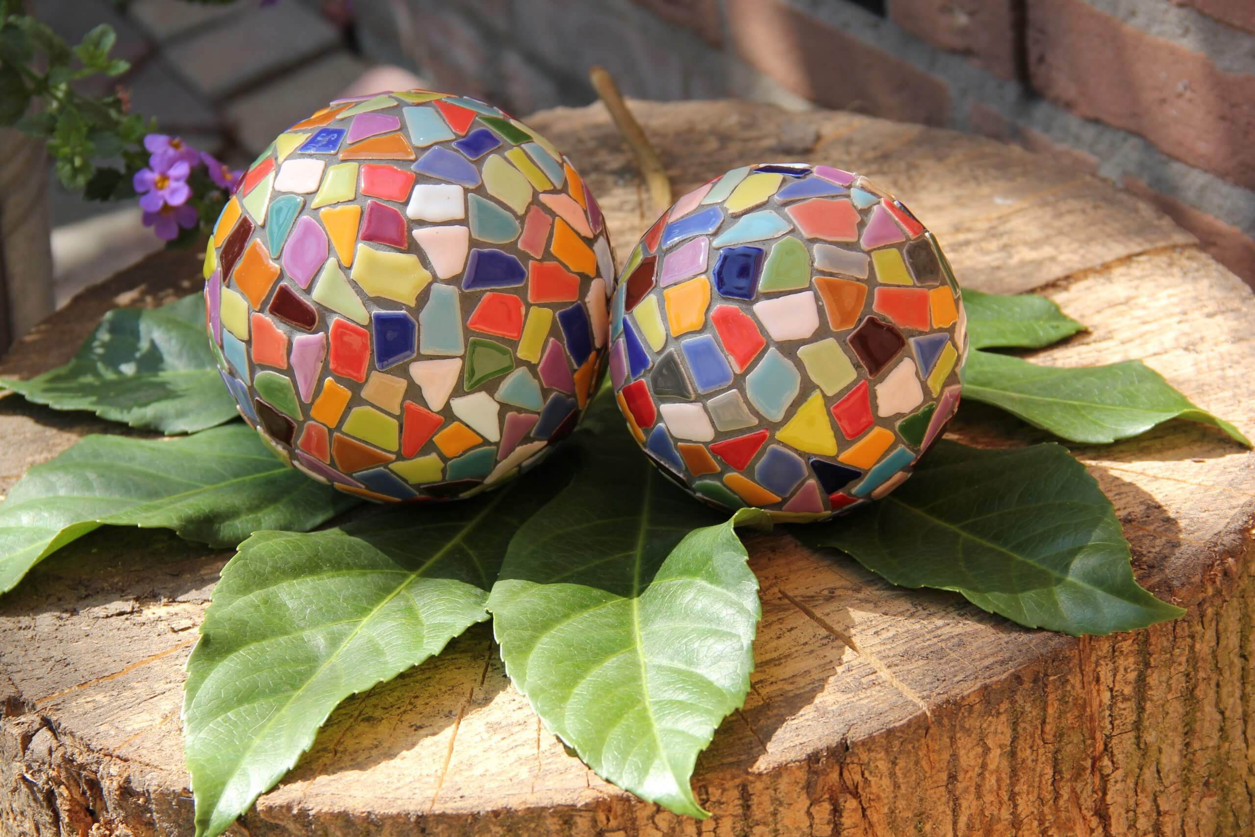 Kleurige Bollen van mozaïek | Atelier